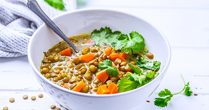 Lentil Soup with Spinach and Carrots | Trainest 