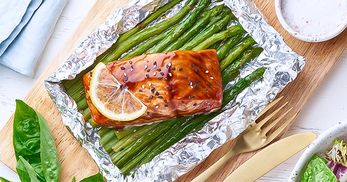 Teriyaki Salmon Parcels | Trainest 