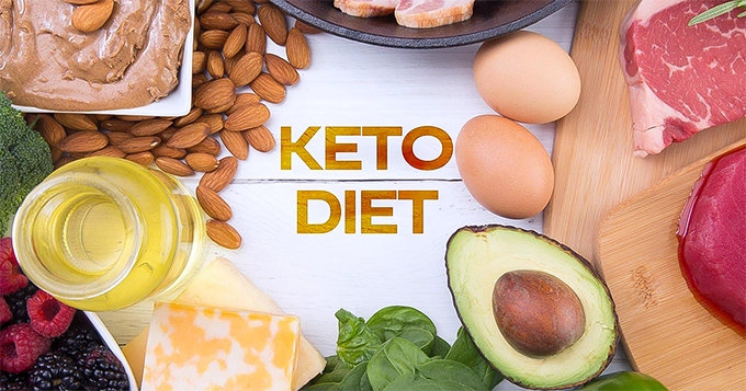 Ingredients for a keto diet on a table | Trainest 