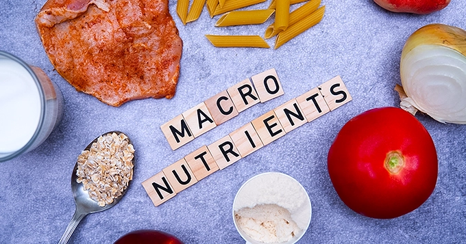 A table with a variety of sources of macronutrients | Trainest 