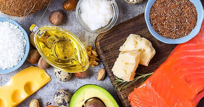 A selection of foods high in Vitamin E | Trainest
